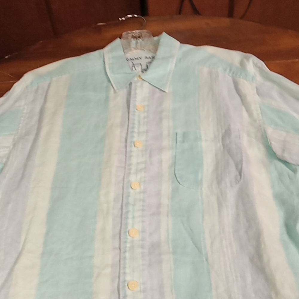 Tommy Bahama seafoam blue and lavender ocean shirt long sleeve great material